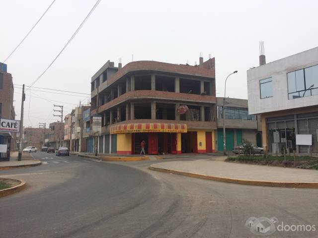 Alquilo Local Comercial en Carabayllo - Zona estratégica (Cruce Av. U y Condorcanqui) PRECIO A TRATAR!!